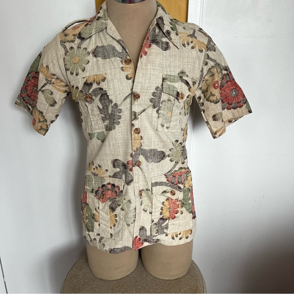 Vintage Barefoot in Paradise Hawaiian 4 pocket Aloha shirt dagger collar Med